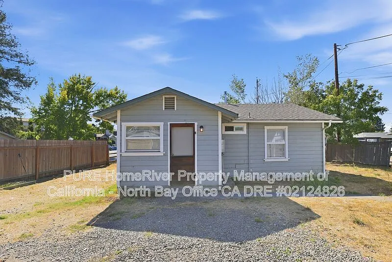 2 bed, 1.0 bath, 828 sqft, $2,700 — Photo 4