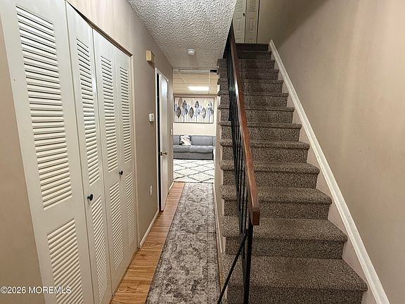 3rd image of 187 Azalea Cir