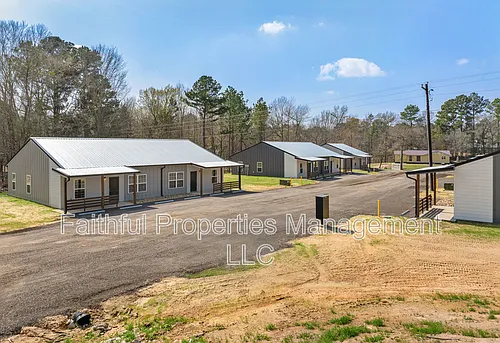 10407 County Road 2180 Photo 1
