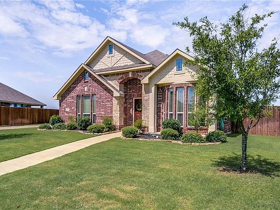 2nd image of 6641 Thistle Wood Dr