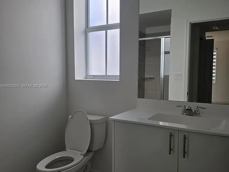 2741 SE 24th Ct — Photo 17