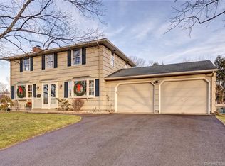 1 Montclair Dr, Enfield, CT 06082