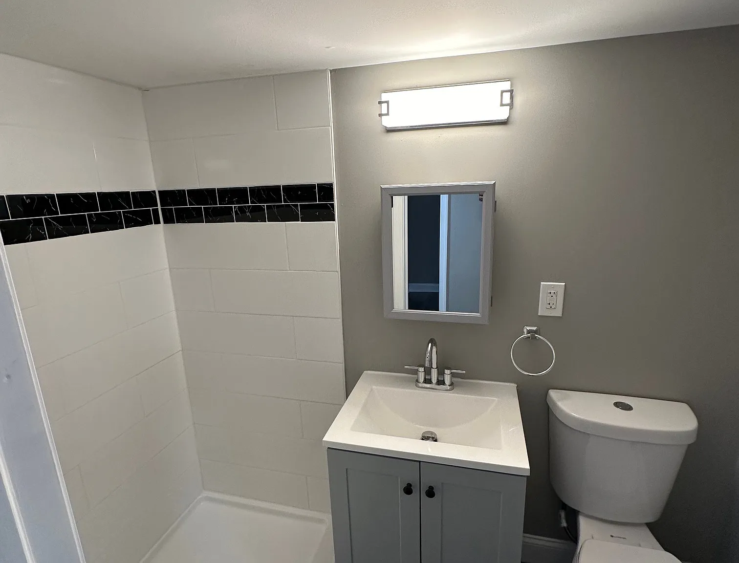 2804 E ColdSpring Ln - 1 — Photo 3
