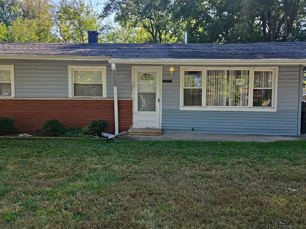 15333 Cherry Ln, Markham, IL 60428