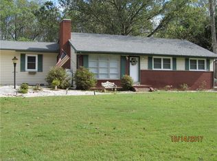 2712 Old Winston Rd, Pilot Mountain, NC 27041