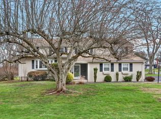 516 Coppermill Rd, Wethersfield, CT 06109