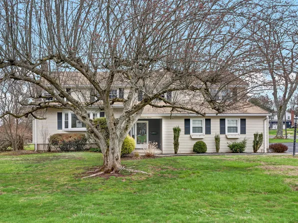 516 Coppermill Road, Wethersfield, CT 06109