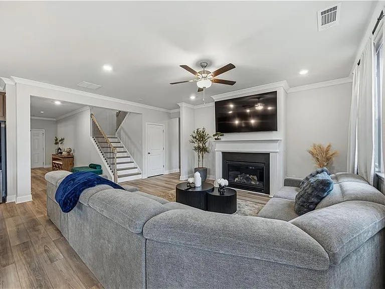 3168 Shirecrest Ln — Photo 12