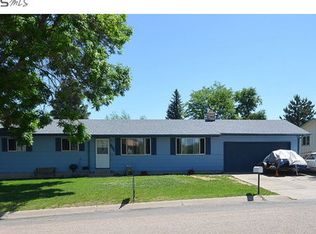 5920 Neptune Dr, Fort Collins, CO 80525