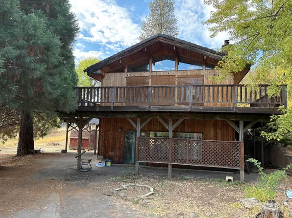 24894 3rd St, Fall River Mills, CA 96028