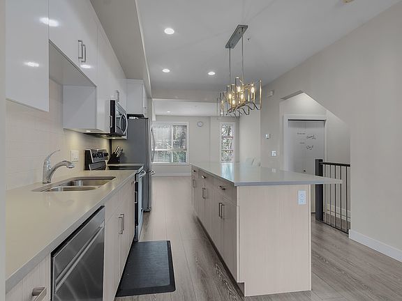 5th image of 8413 Midtown Way #9