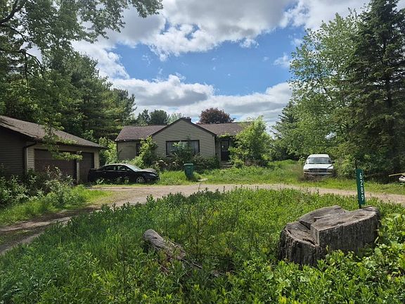 2nd image of 6289 Whitmore Lake Rd