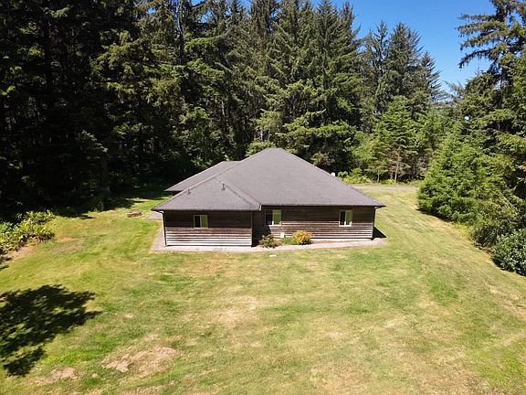 3rd image of 1511 Blackwell Ln