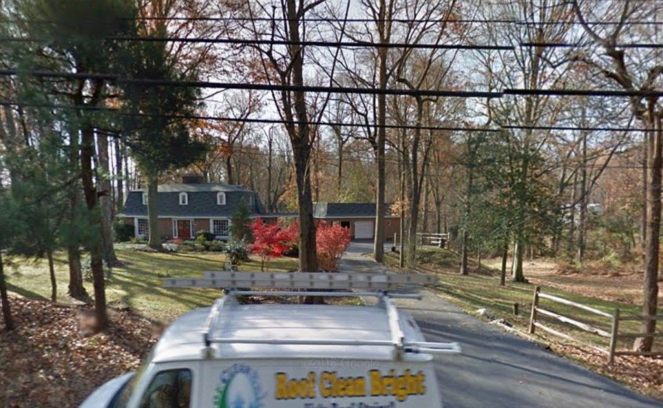 2nd image of 9231 Georgetown Pike