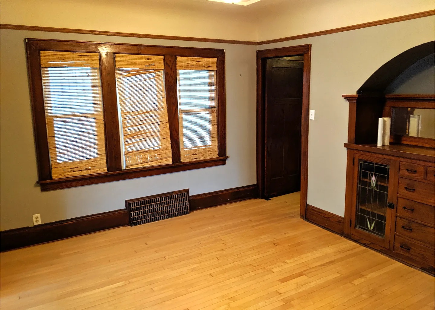 2 bed, 1200 sqft, $1,350 — Photo 4