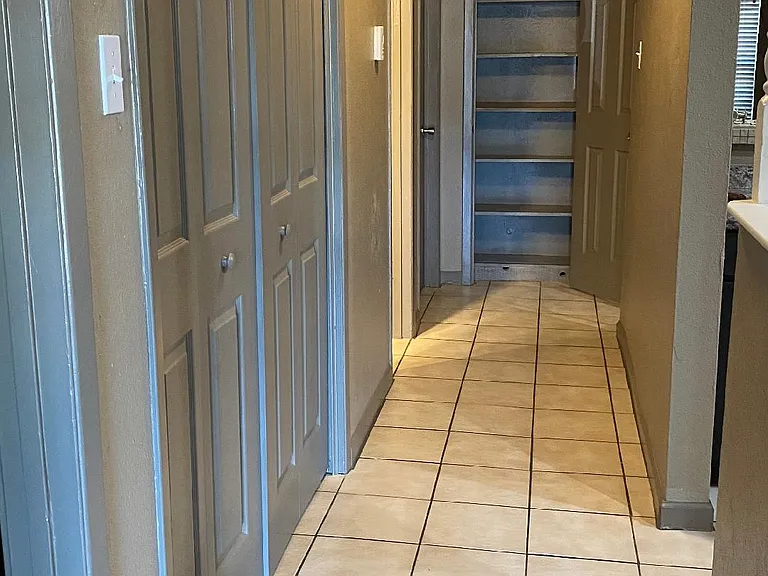 1216 Elm Ct — Photo 8