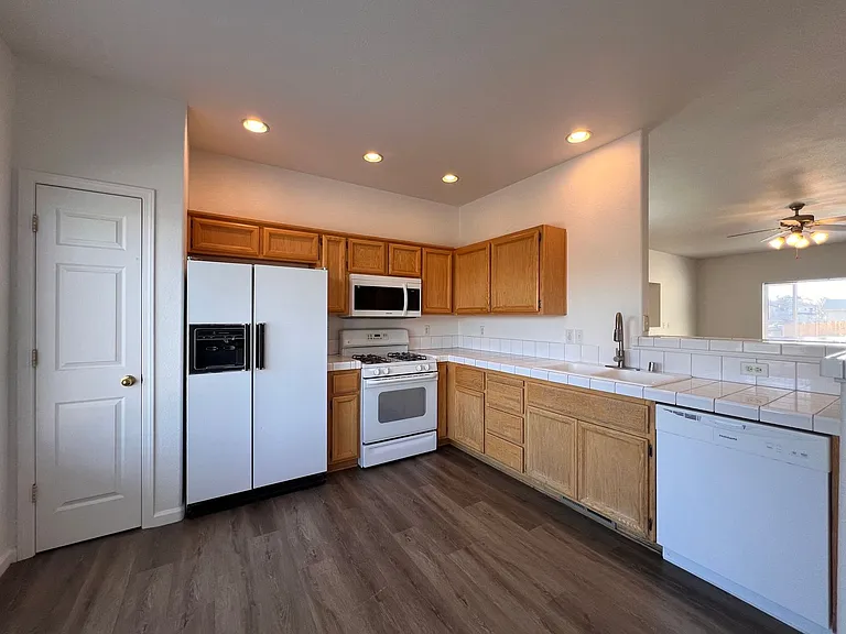 1258 Eider Cir — Photo 7