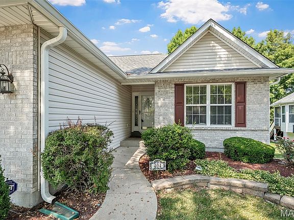 4th image of 404 Dames Park Dr #84B
