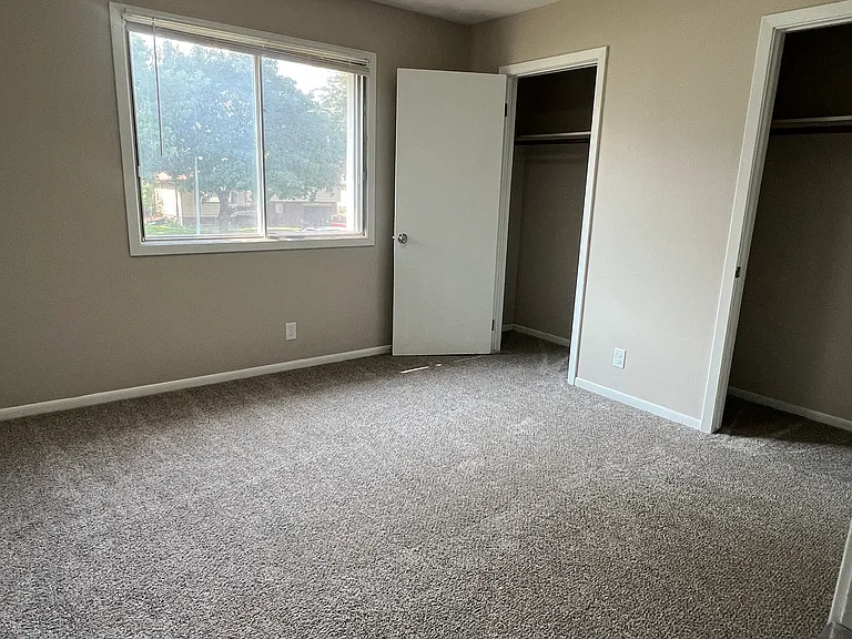 11222 Roxbury Dr #11222 — Photo 5