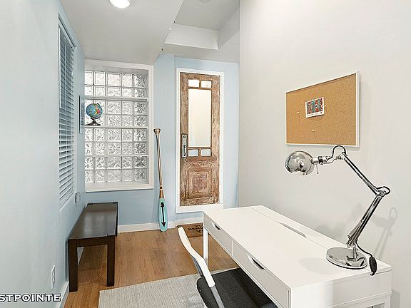 4th image of 224 E 7th St APT 11