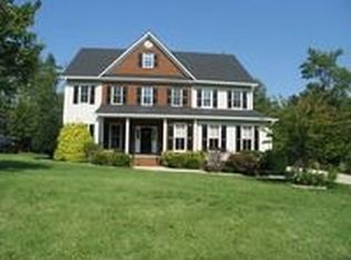 832 Club Ridge Ct, Chester, VA 23836