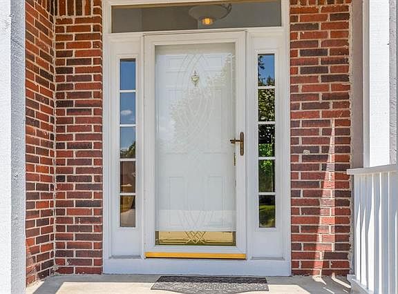 2nd image of 2840 SW Saddlewood Dr