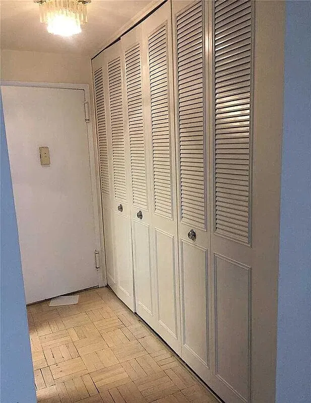 1 bed, 1.0 bath, 600 sqft, $1,573 — Photo 2
