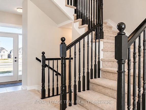 3rd image of 268 Atima Cir