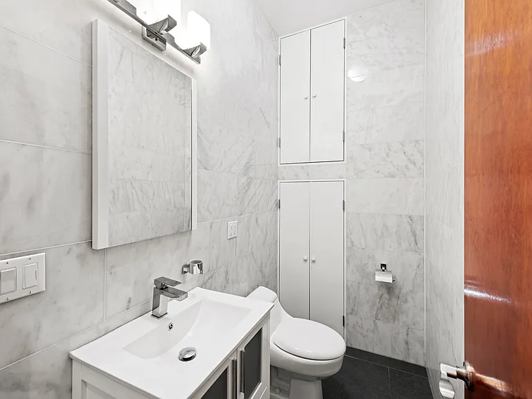 48 Walker St #2W — Photo 8