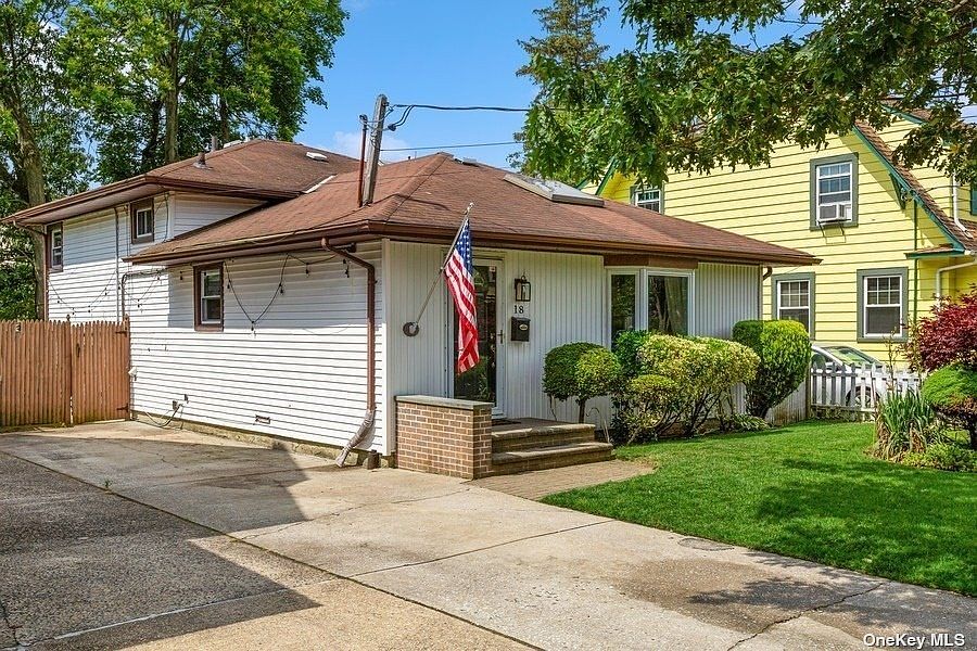18 Vincent Street, Rockville Centre, NY 11570 Zillow