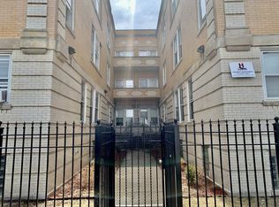 353 E 55th Pl #25, Chicago, IL 60637