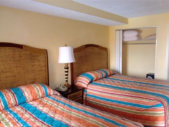 3rd image of 6804 N. Kings Hwy #1225