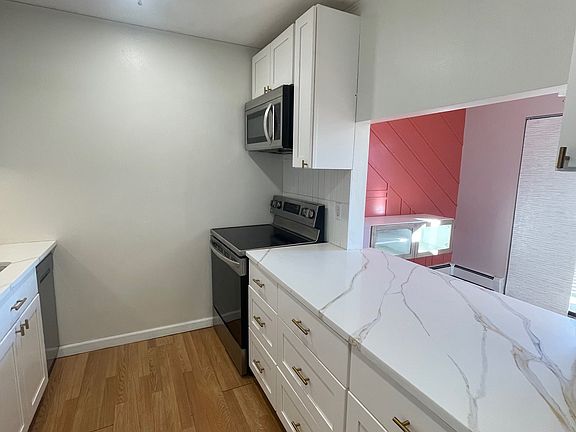 Beautifully upgraded kitchen