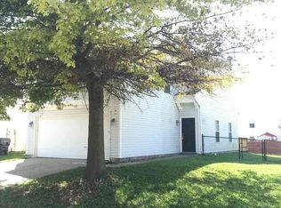 1132 Crescent Dr, Greenwood, IN