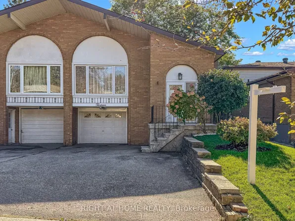13 Clancy Dr, Toronto, ON M2J 2V7