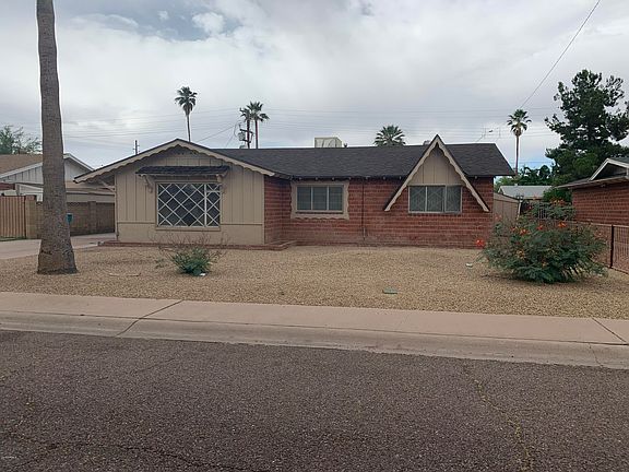 3rd image of 3638 W Sierra Vista Dr