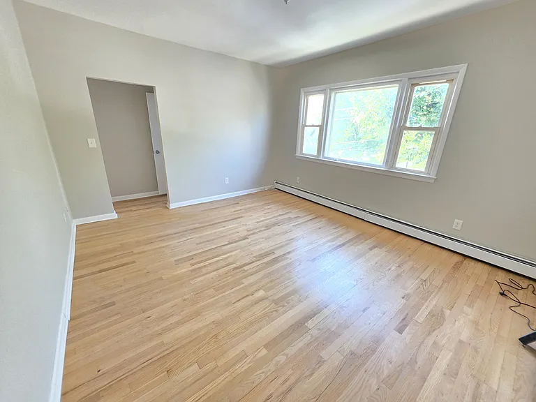 437 Broad St #2 — Photo 10