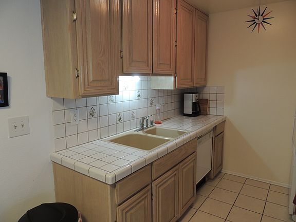 5th image of 424 N Bellflower Blvd Unit 205