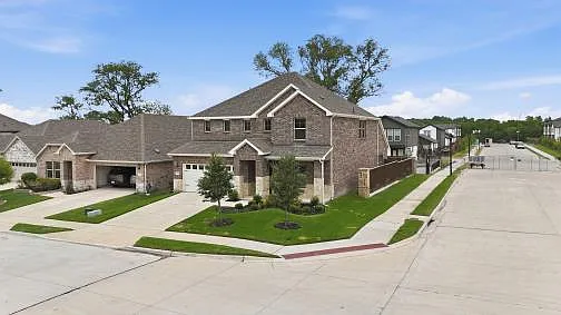 1213 Birchwood Ln