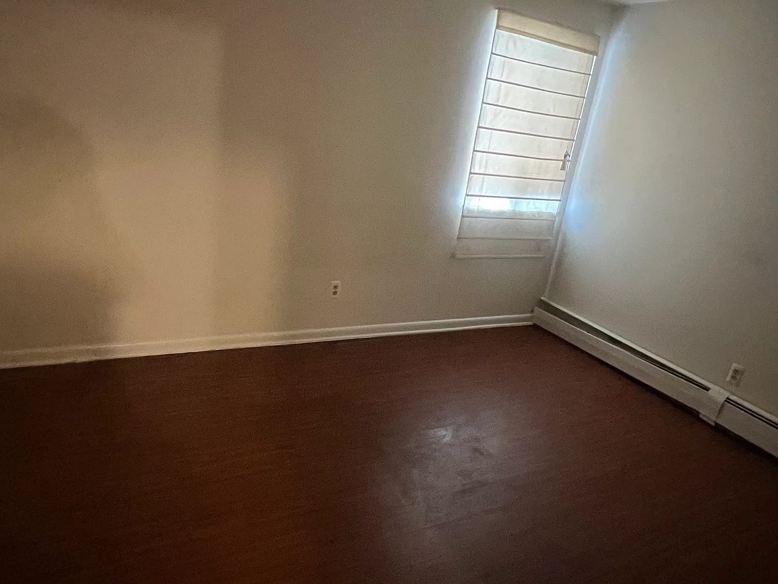 2 bed, 735 sqft, $1,100 — Photo 2