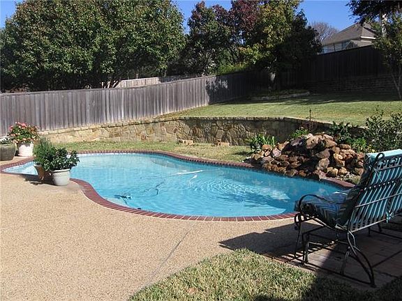 3rd image of 7002 Clear Springs Pkwy