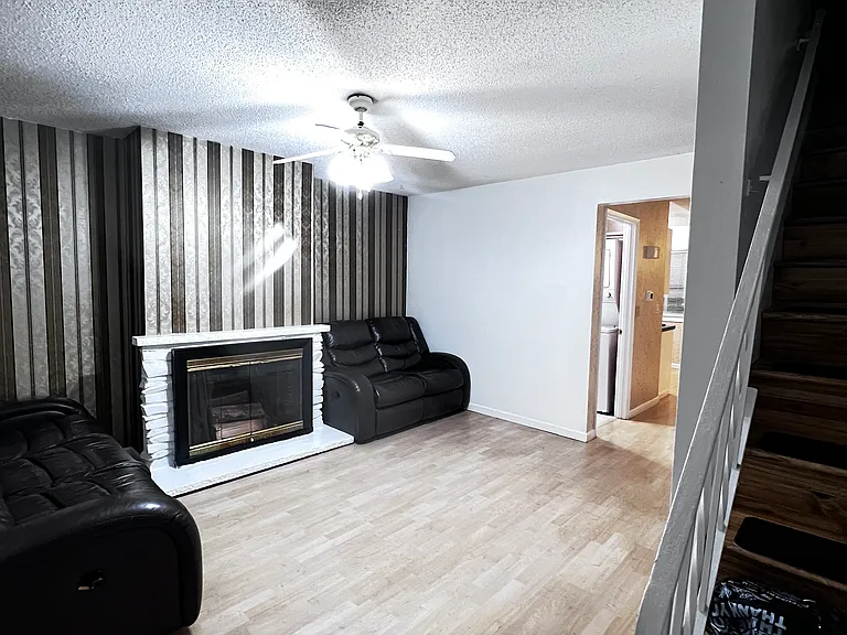2305 S Pinebrook Ln #11 — Photo 6