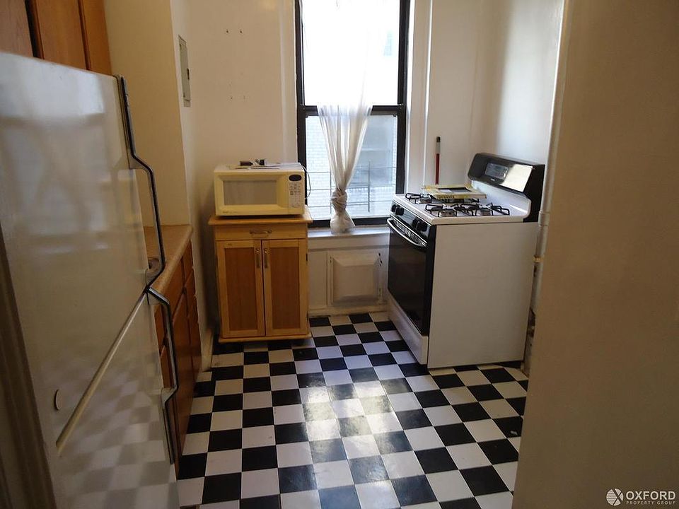 1st image of 3407 36th Ave APT 3C