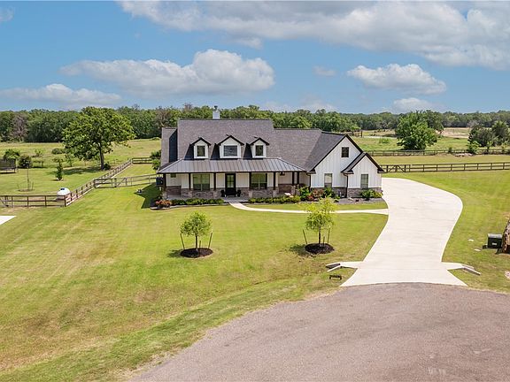 2nd image of 17626 Windsong Dr