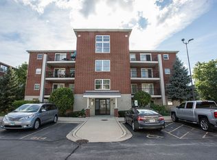 237 Mill Rd #8, Addison, IL 60101