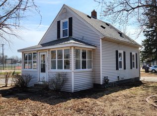2001 43rd Ave N, Minneapolis, MN 55412