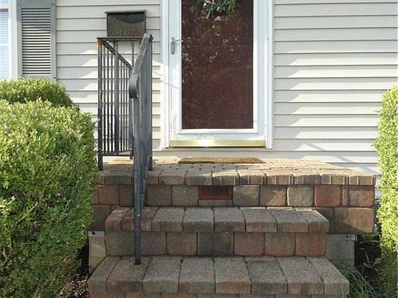 4th image of 3539 Babson St