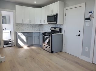 325 Avenue E #2B, Bayonne, NJ 07002