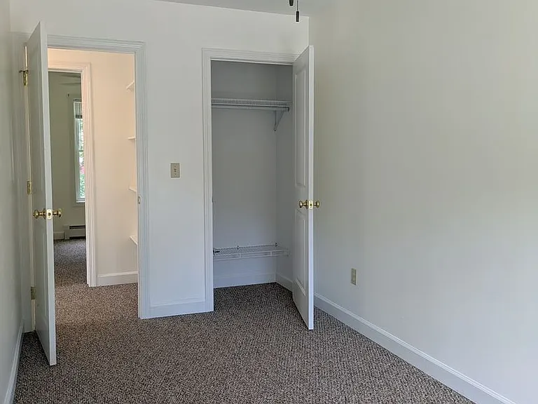 55 Boys Ave — Photo 22