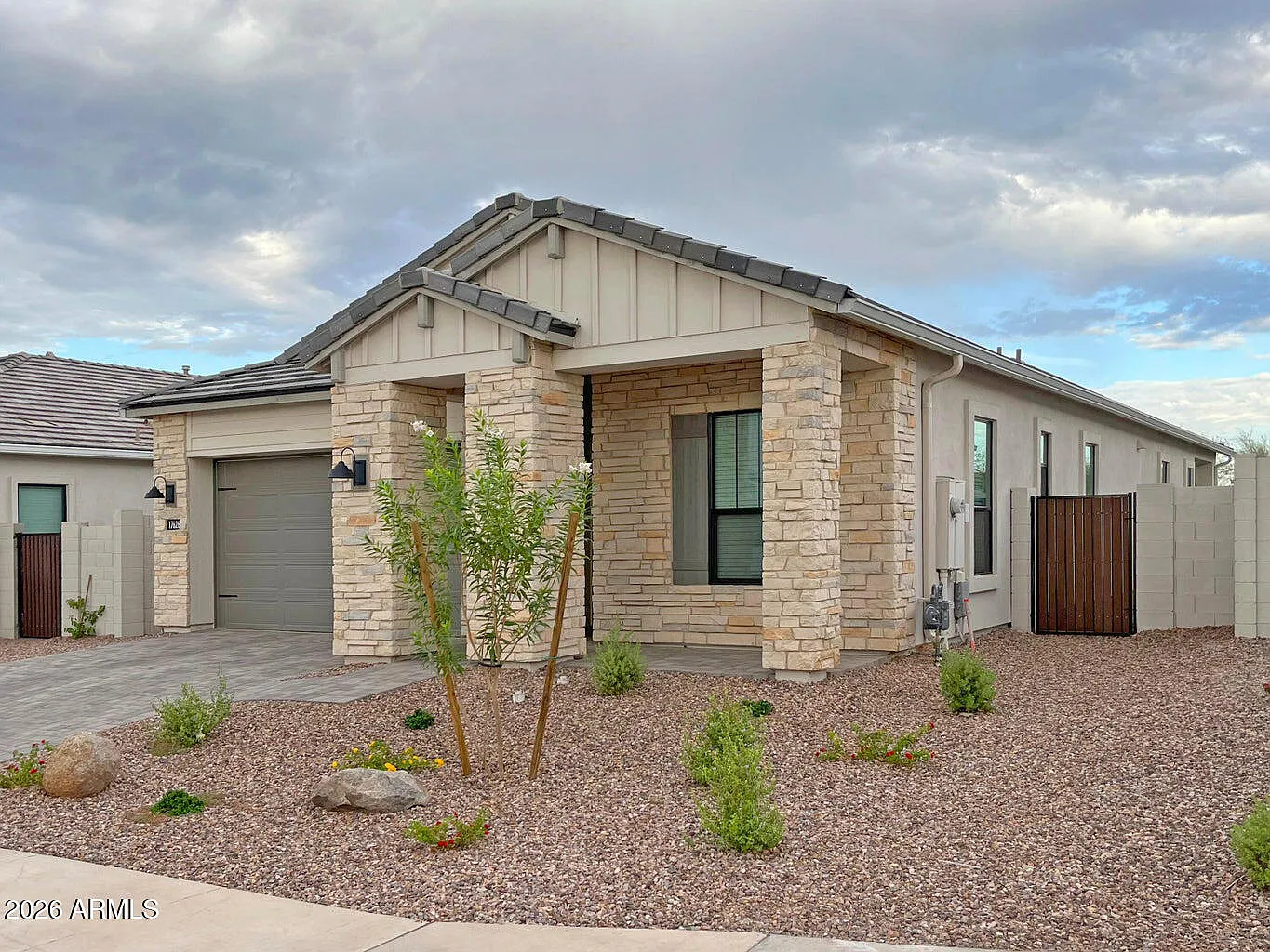 4 bed, 3.0 bath, 2025 sqft, $3,850 — Photo 3